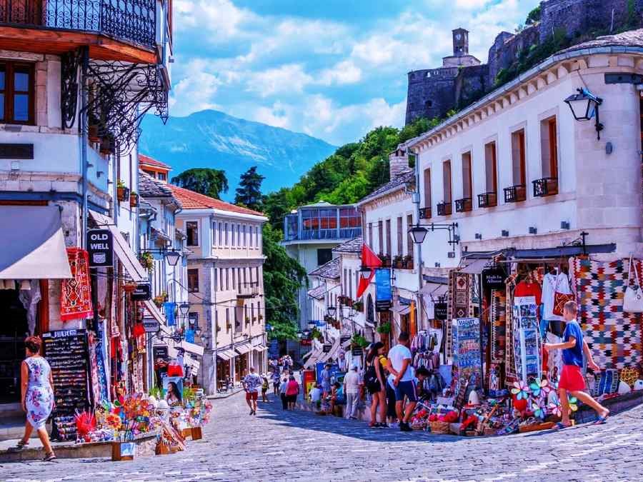 Nexhipi Tours